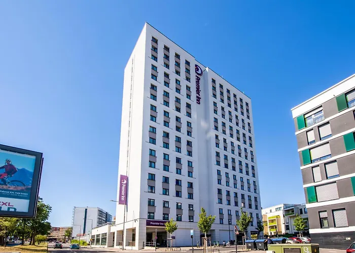 Premier Sued Hotel 3*